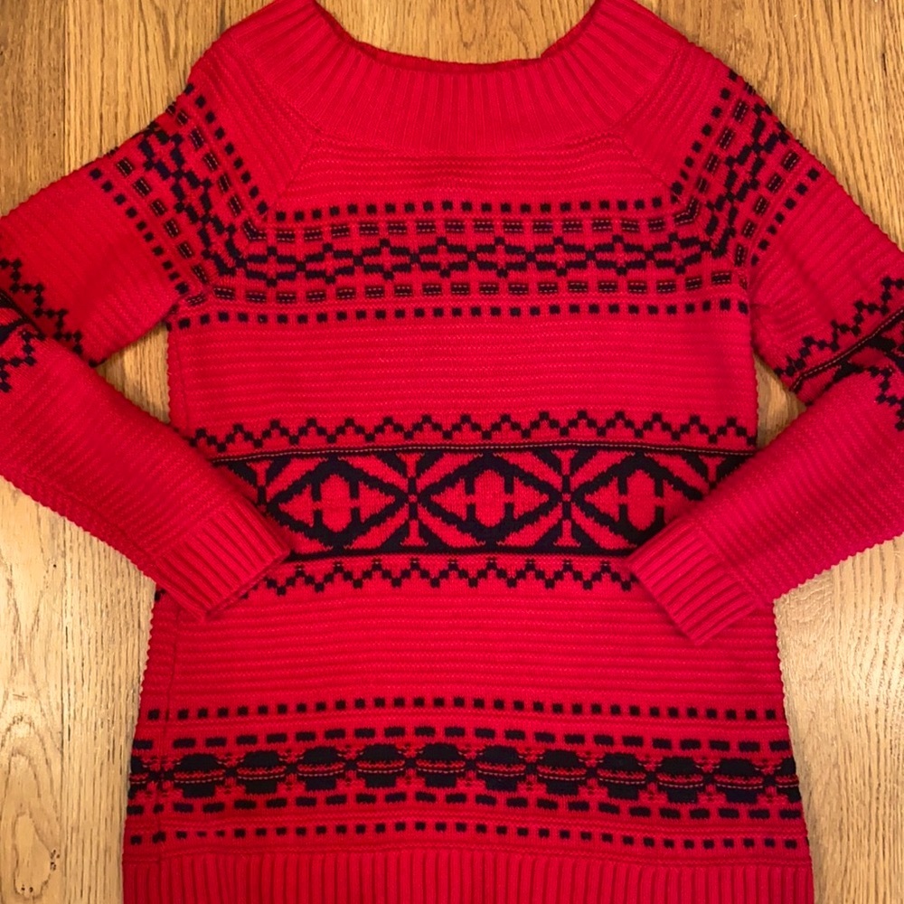 HOLIDAY SWEATER!! SIZE S